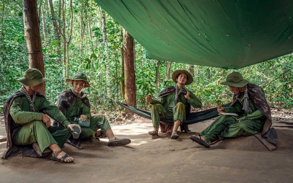 cu chi tunnels day tour